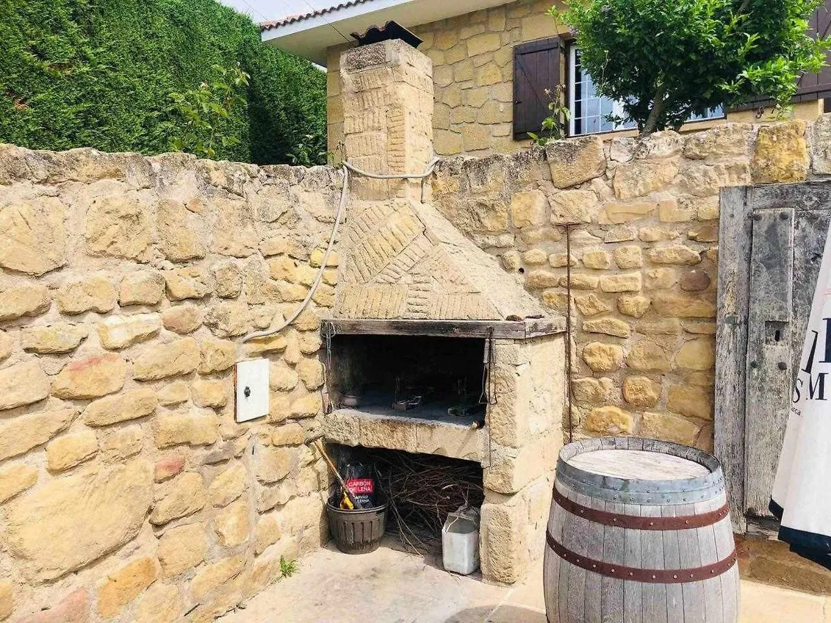 SagastiEnea Villa con Piscina y Tenis en la Rioja Samaniego España