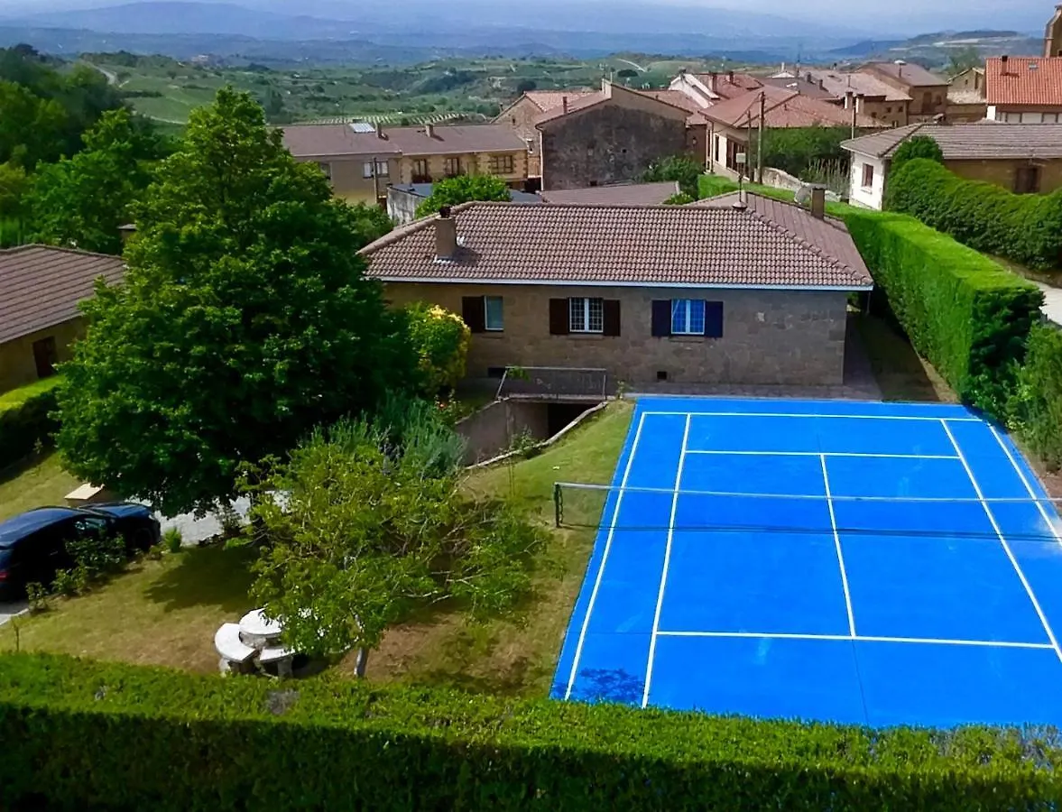 Дом отдыха Sagastienea Villa Con Piscina Y Tenis En La Rioja Саманьего